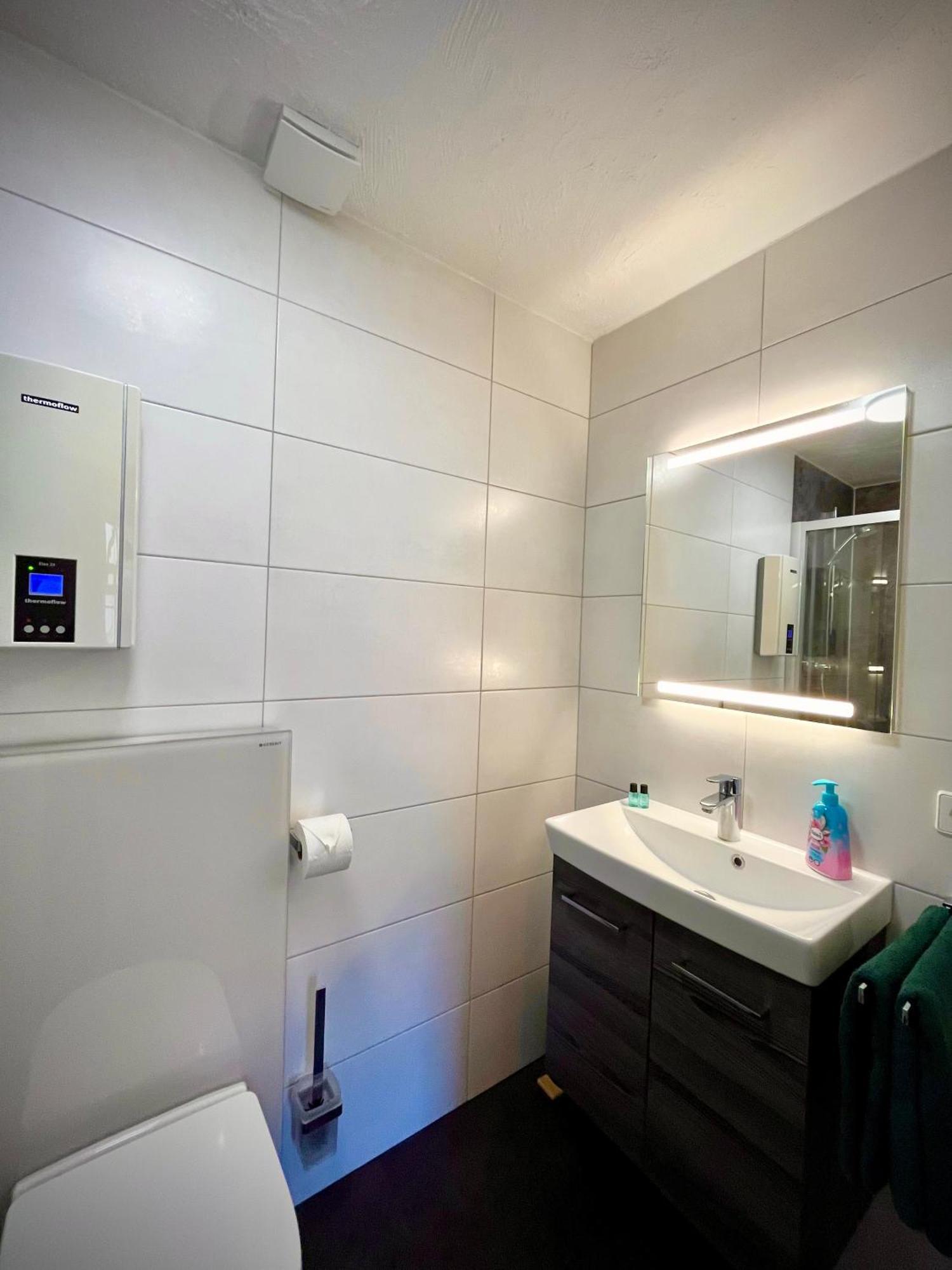 Double Room Private Bathroom