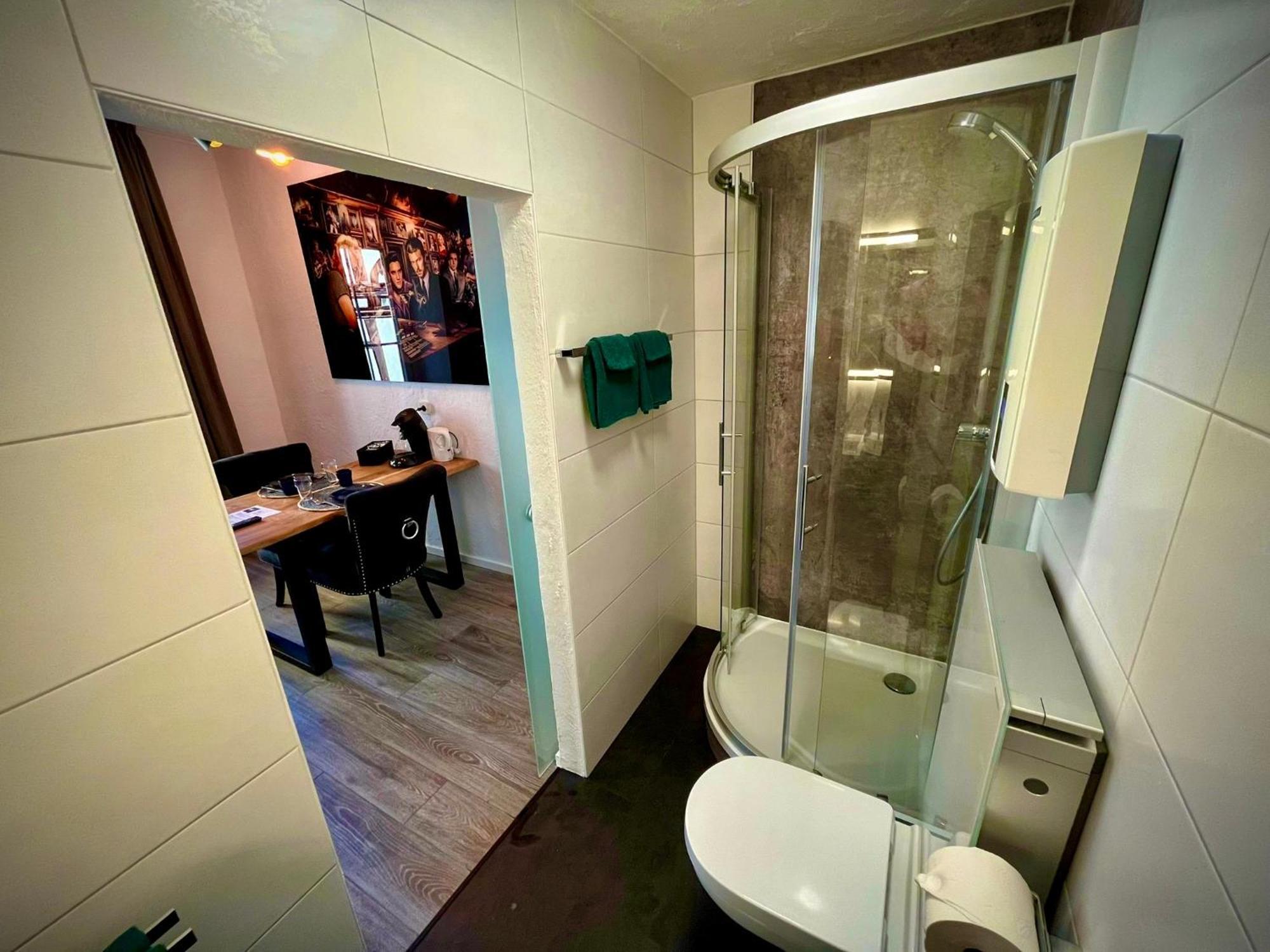 Double Room Private Bathroom