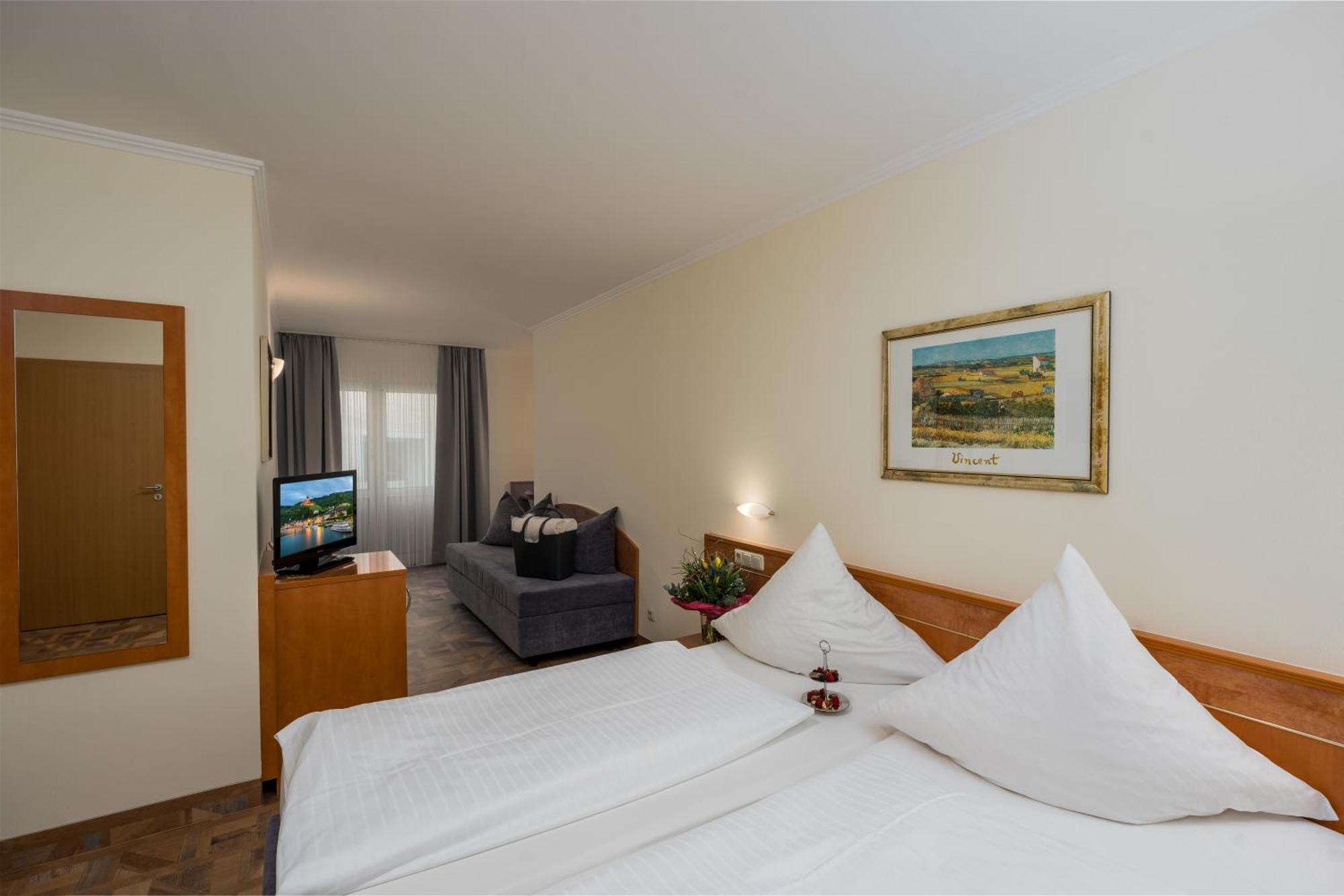 Standard Double Room,1703558207:JPEG