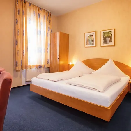 Stumbergers Hotel - Free Parking --2